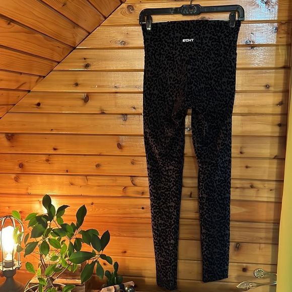 Echt black/grey velvet leopard print active leggings - Picture 6 of 11